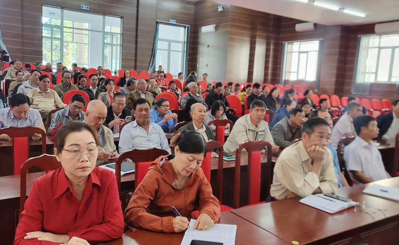 Đảng uỷ Phường 1 Bảo Lộc tổ chức hội nghị tập huấn về ứng dụng trí tuệ nhân tạo (AI) cho cán bộ, công chức